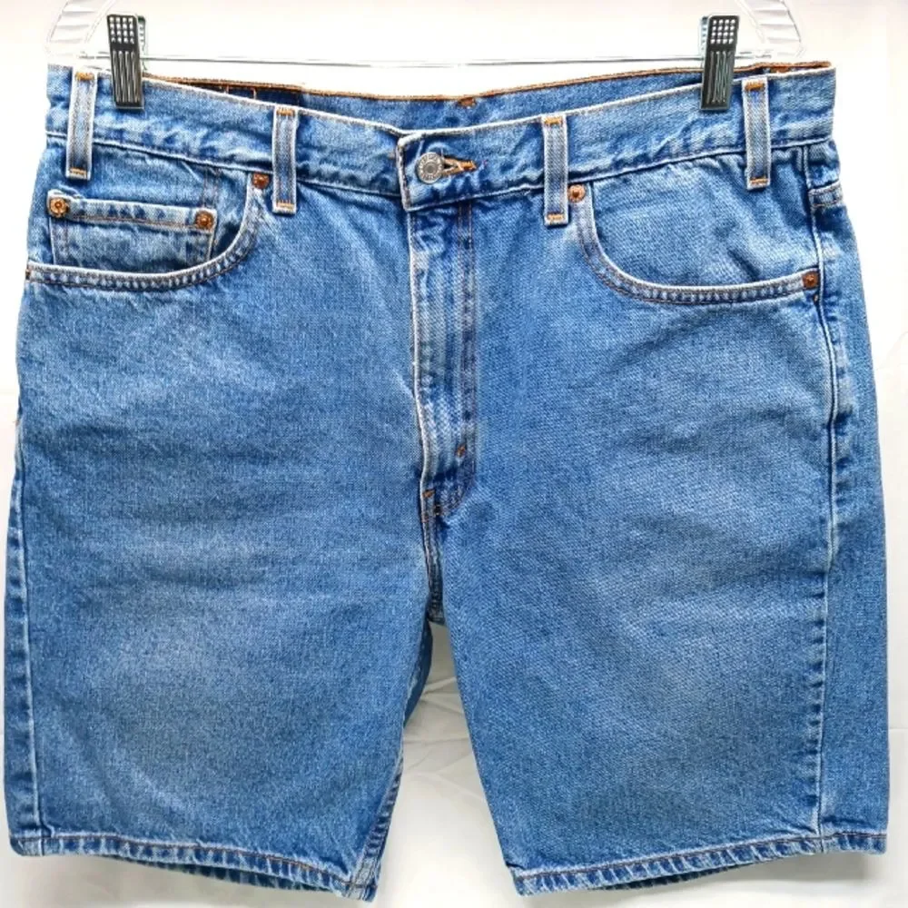 Levi's 505 Men's 36 (see measurements) Denim Shorts. Blue.